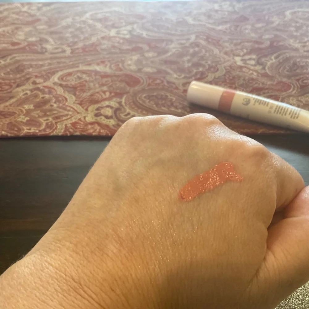 Laura Mercier tinted moisturizer blush in south-bound, swatched few times,
